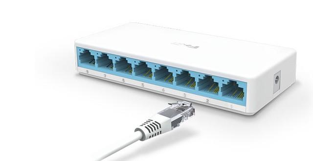 Switch chia mạng 8 cổng fast fs08c 10/100mbps