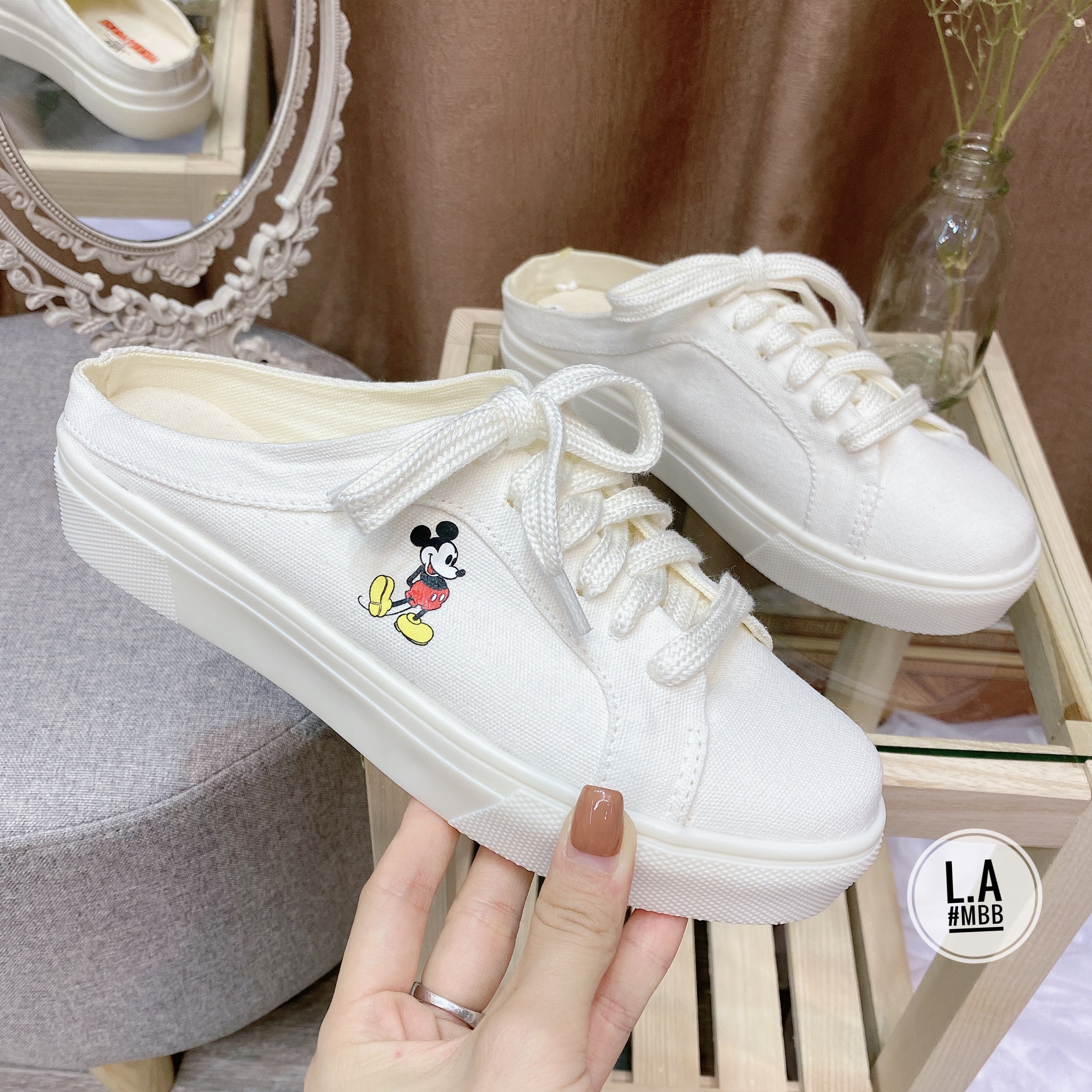 * giày sục micky siêu xinh