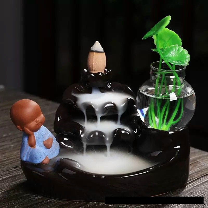 Thác khói xông đốt trầm hương chảy ngược - thác khói gốm sứ hoa sen chú tiểu xông trầm hương