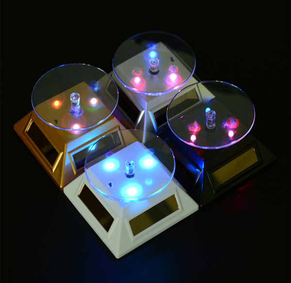 Đế xoay trưng bày sản phẩm xoay 360 độ có đèn Led