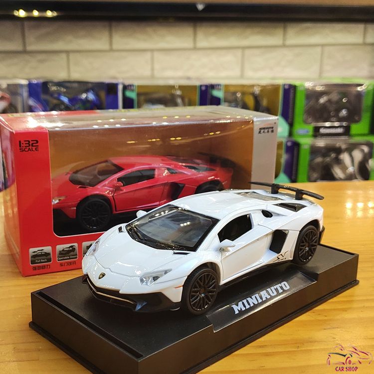 Mô hình xe sắt Lamborghini SV LP750 tỉ lệ 1:32 hãng Miniauto trắng