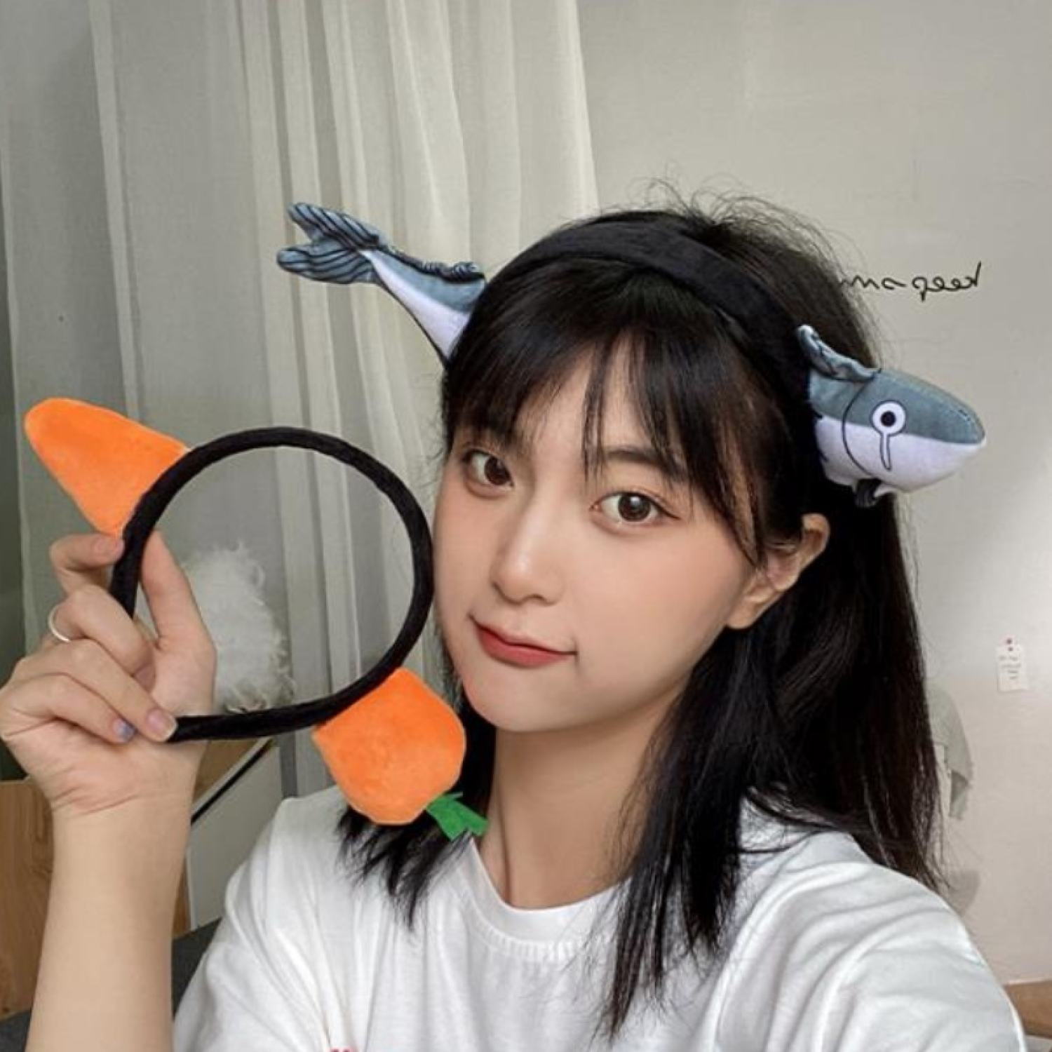 Bờm cài tóc cá, cà rốt