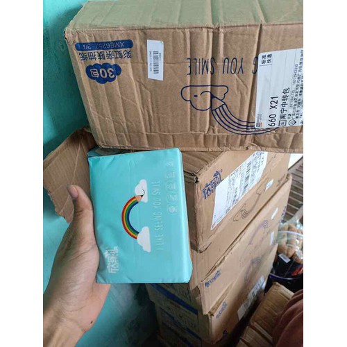 Thùng 30 gói giấy ăn cầu vồng siêu dai