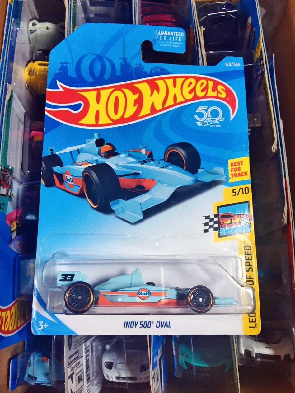 Xe mô hình hot wheels tỉ lệ 1:64 "indy 500 oval"