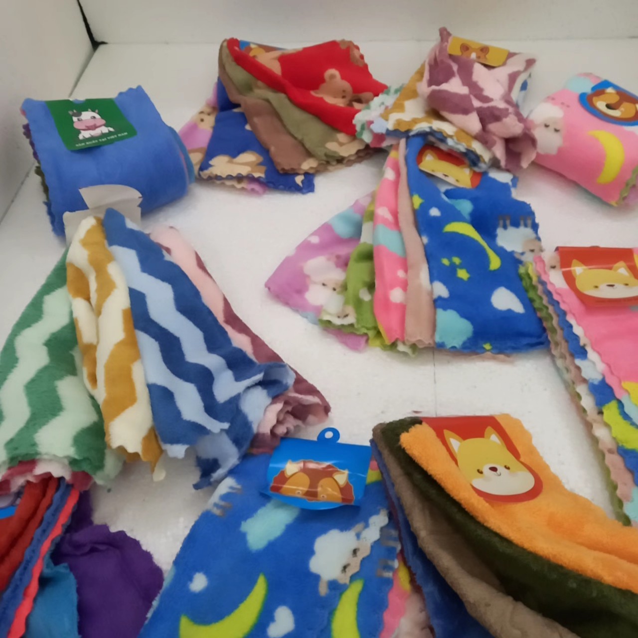 combo 5 khăn lau mặt khăn lau đa năng 30x30 khăn kẹp gấu hot trend dễ thương thấm hút nước (Shop giao màu ngẫu nhiên theo hình)