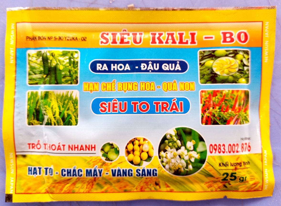 50 gói phân bón siêu kali bo kích thích ra hoa đồng loạt,tăng đậu quả, chống rụng trái 25gr