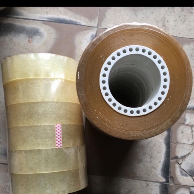 Băng dính 1kg lõi nhựa đục lỗ