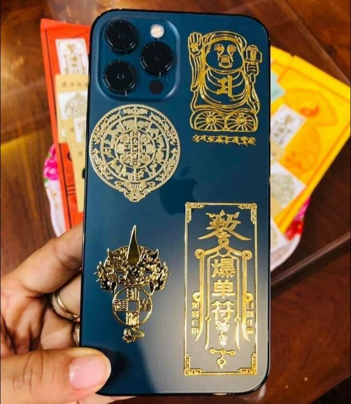Bộ 4 Linh Phù - Tiền Vào Như Nước + Thần Tài Cầm Búa + Chuyển Vận 12 Con giáp + Tài Lộc - Miếng Dán Điện Thoại Tài Lộc May Mắn Bình An - Hình dán , Linh Phù Dán Điện Thoại