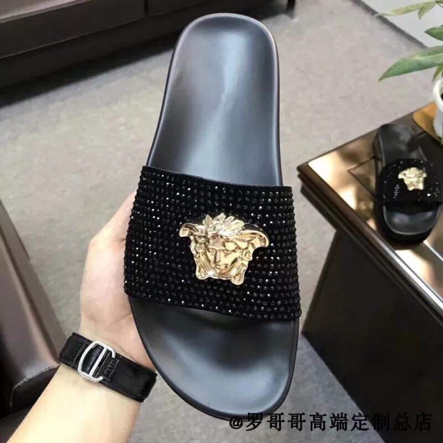 Dép da nam đính đá đen mới