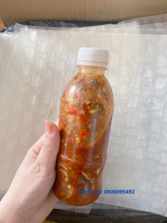 Mắm nêm tỏi ớt Bình Định, mắm cá cơm sẵn gia vị tỏi ớt ( 300ml/chai ) - Đặc Sản Ông Tám Bà Tám