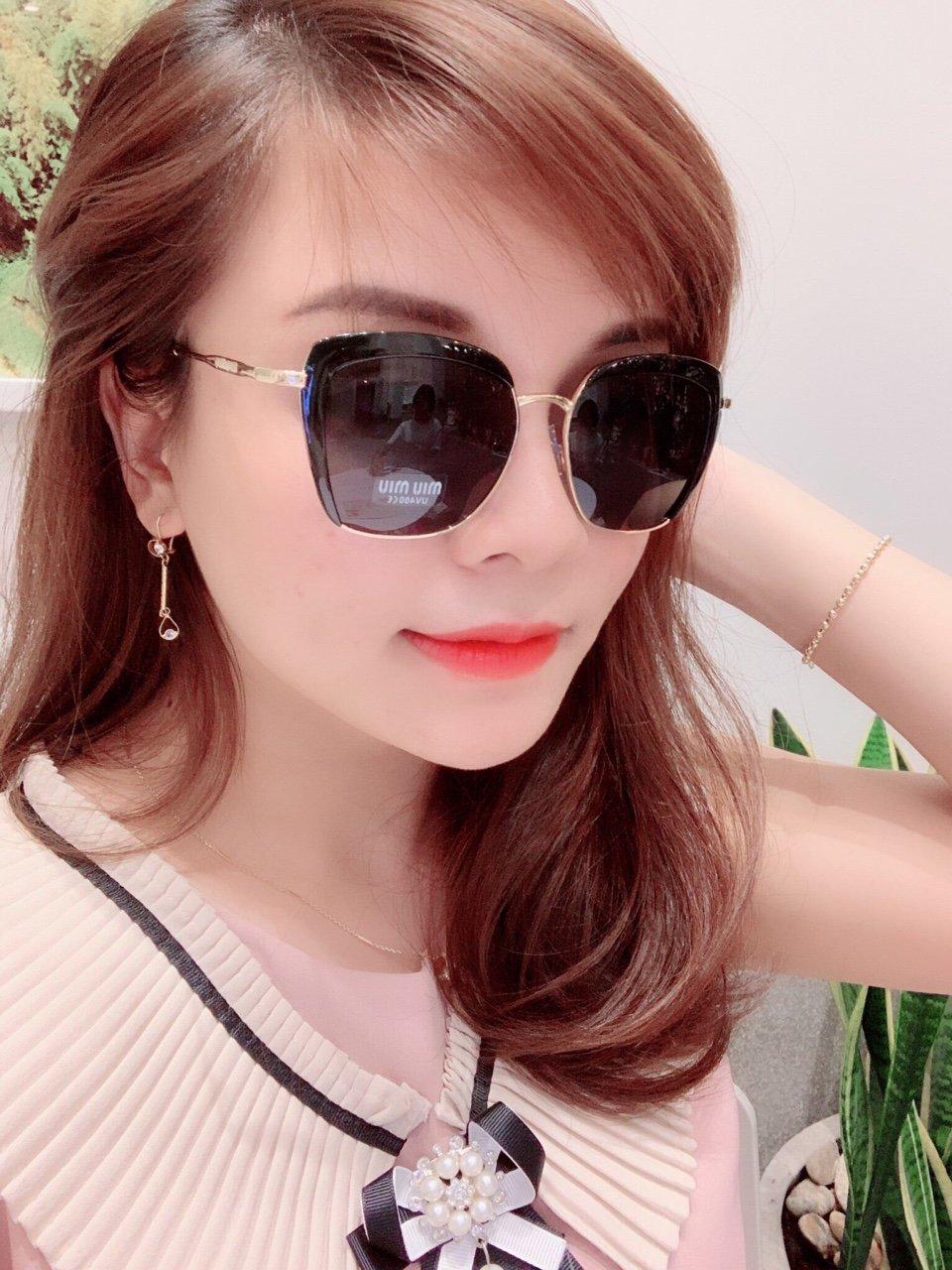 [HCM]Kính râm nữ cao cấp - Mẫu ôm sát khuôn mặt - Mắt kính mát nữ - Kính mát thời trang nữ - Đủ bộ hộp và phụ kiện như hình