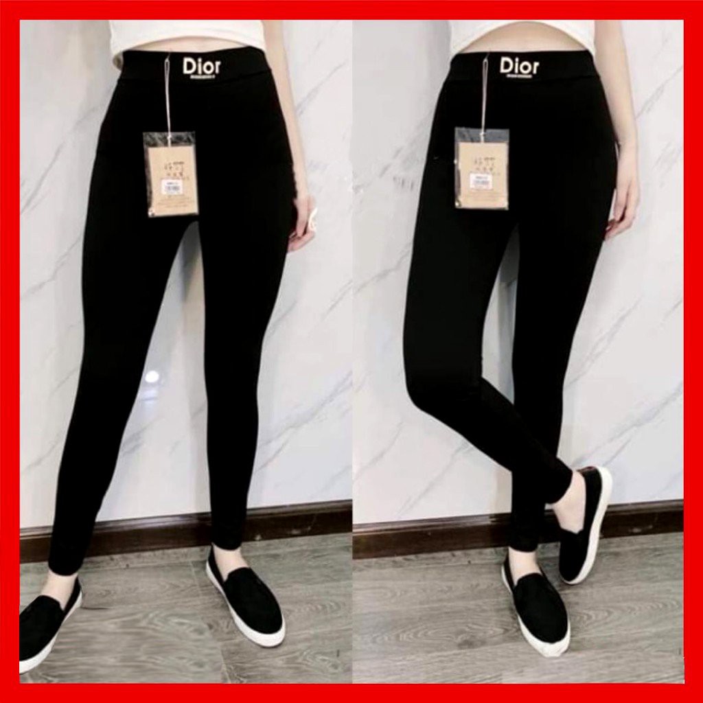 Quần legging cạp cao gắn chữ chất umi siêu đẹp ,siêu hot hit 2021