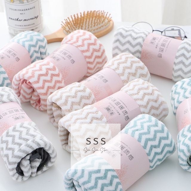 Khăn mặt lông cừu, họa tiết kẻ hàn quốc 50x30cm, khăn siêu thấm hút