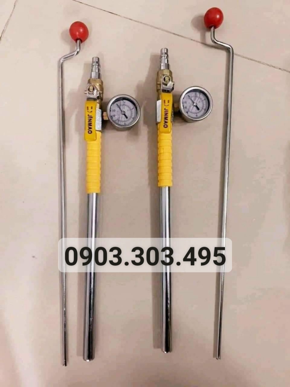 Tay bơm van lớn xe xúc lật