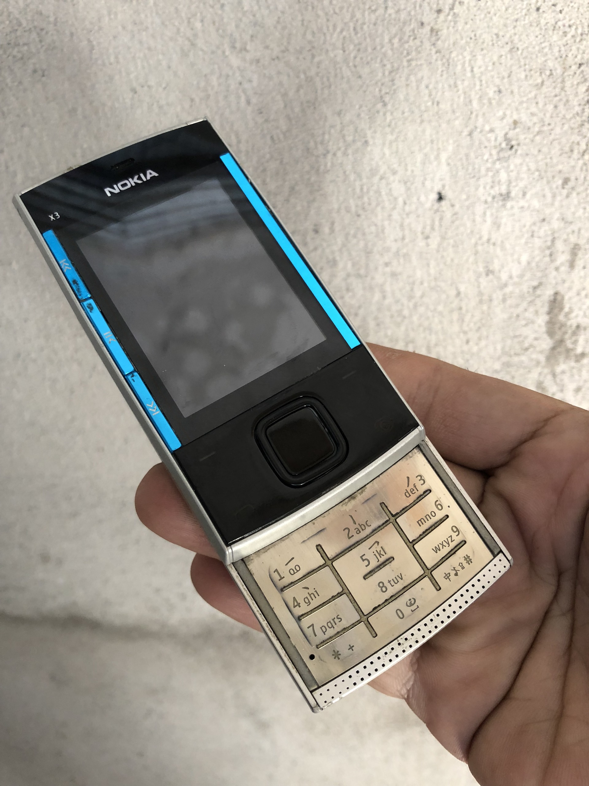 Nokia x3 00