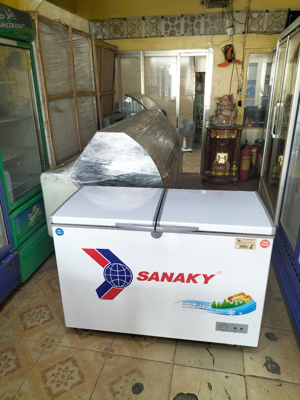 tủ đông,mát sanaky vh3699w1 dung tích 360 lít thanh lý giá rẻ