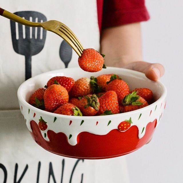 Bát tô sứ cao cấp dâu tây hoạ tiết nổi bát ăn salat bát đĩa sứ decor bát đĩa sứ giáng sinh