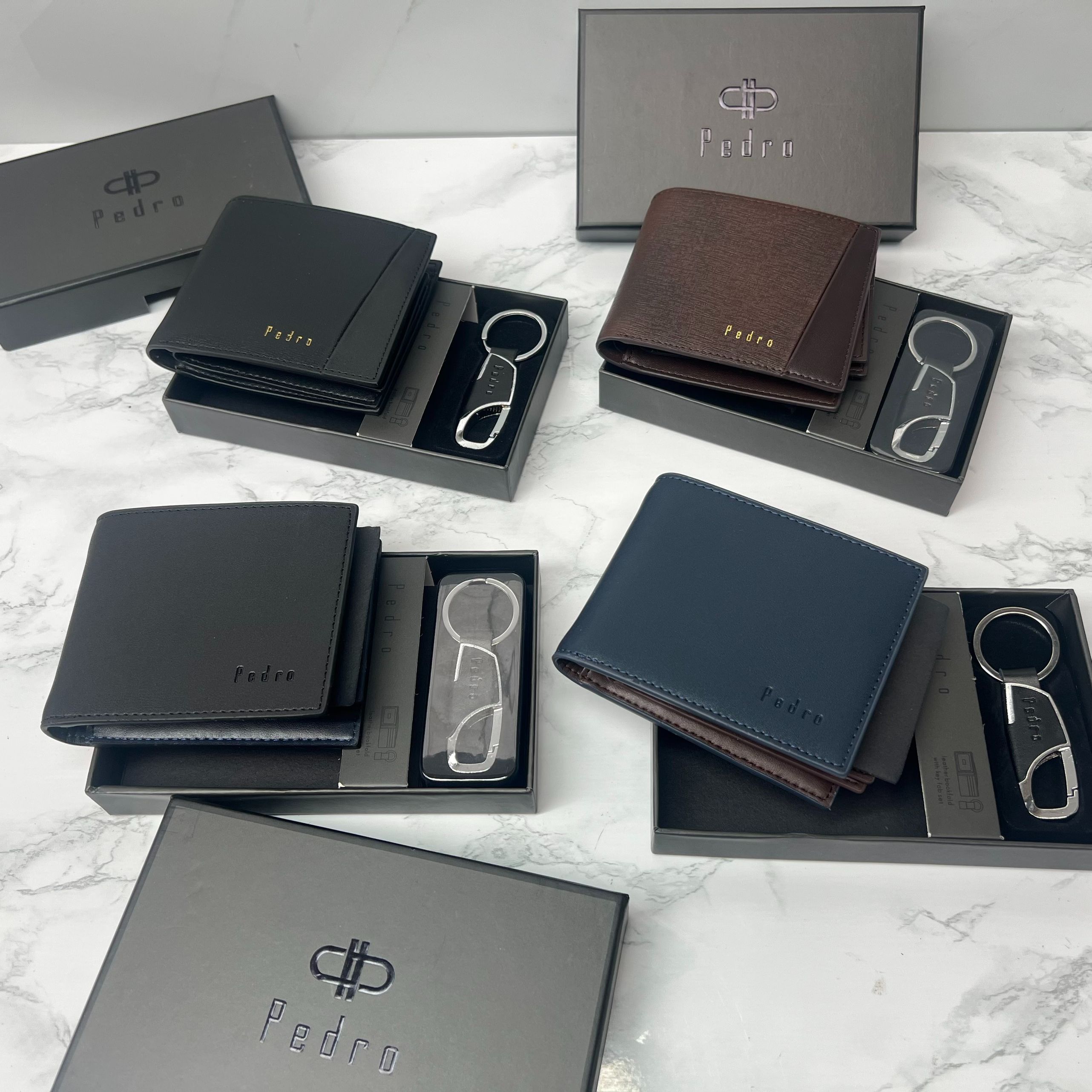 Ví móc khóa nam mẫu mới Fullbox mẫu mới kèm card hold