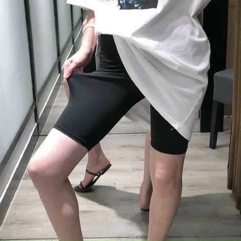 Quần legging đùi nữ, Quần legging nữ dáng đùi thiết kế 2 túi chéo 2 bên dài tới đầu gối trẻ trung năng động