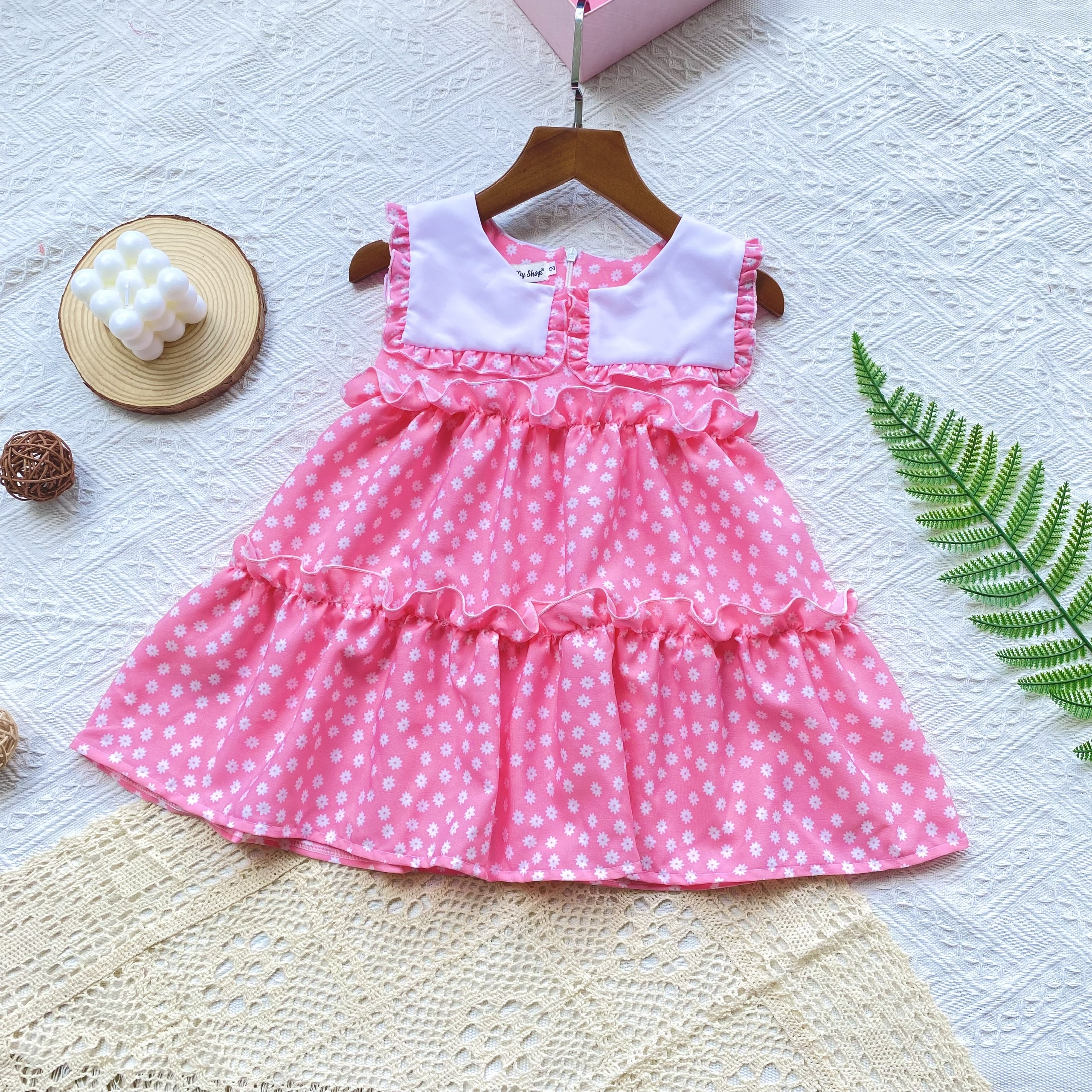 Đầm tầng hoa nhí cổ tròn sát nách dáng xoè HANDYKIDS
