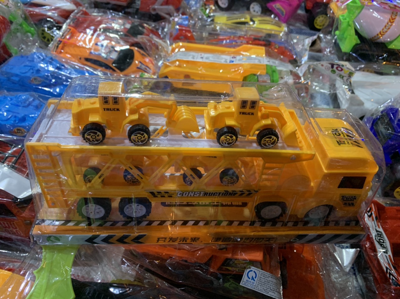 Bộ đồ chơi xe công trình cho bé