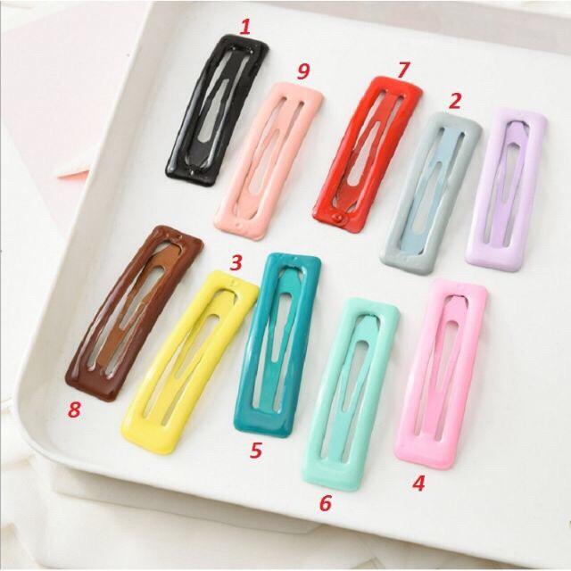 Set 2 kẹp vuông bấm mái đủ màu- màu ngẫu nhiên