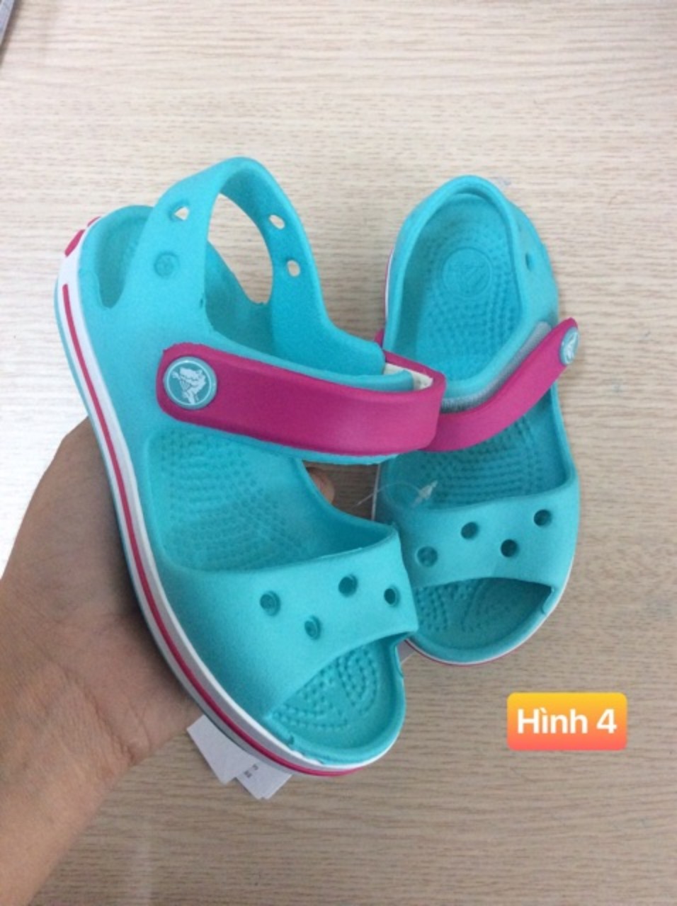 SANDAL CROSS BAND TRẺ EM- Tặng kèm hình gắn - PB32