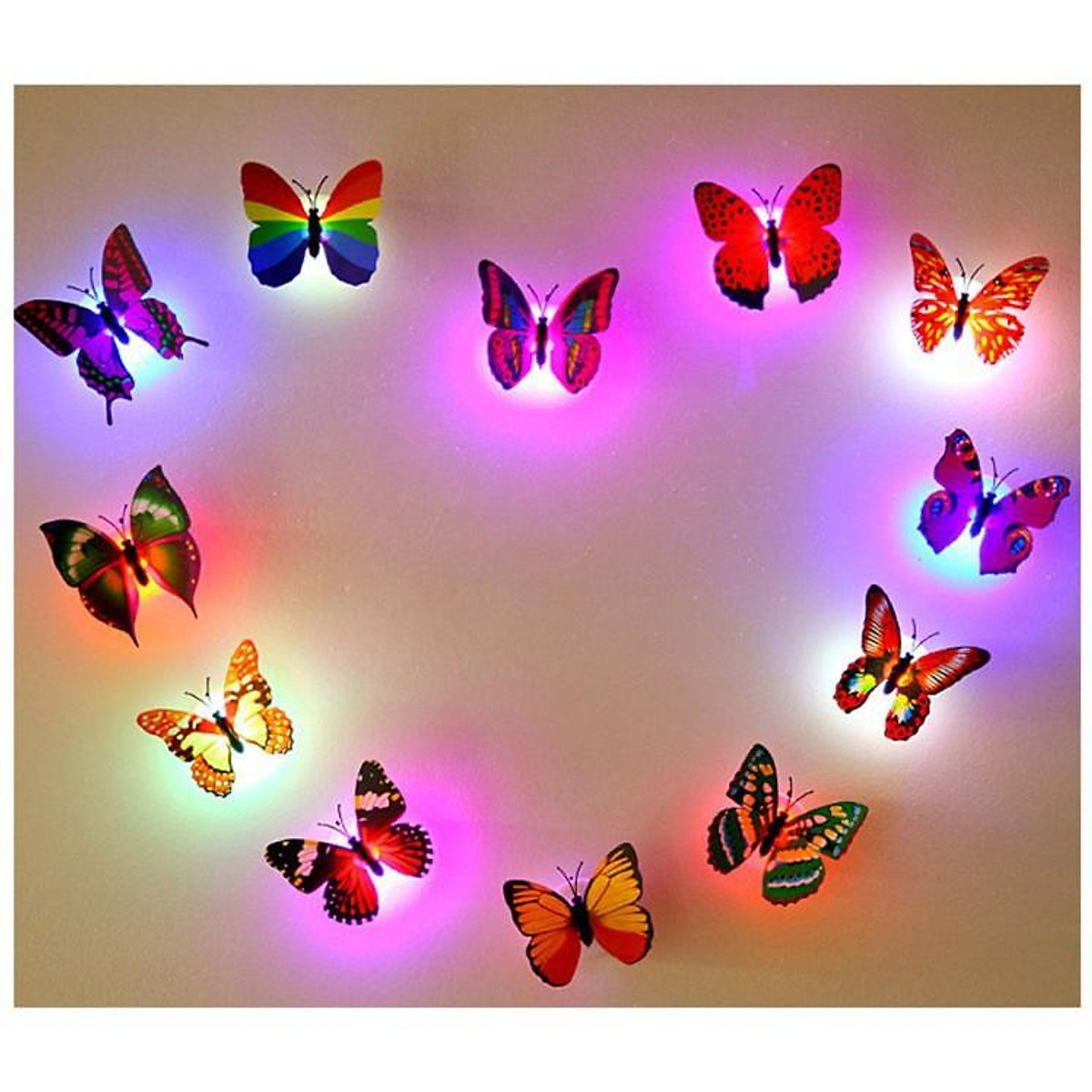 Đèn LED hình con bướm xinh xắn - giao màu ngẫu nhiên