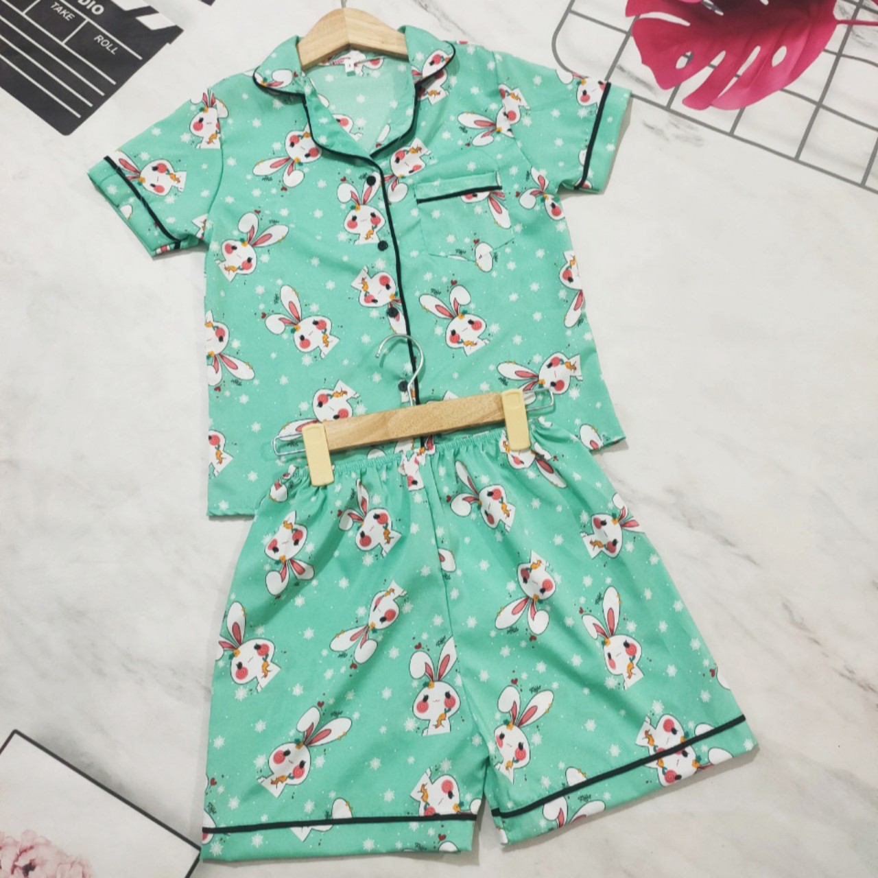 Baby Girl Clothes Set, Short Girls' Pijama Set in Silk Fabric, Kate Is Soft, Cool, Fresh Colors for Baby to Wear in Summer - 2