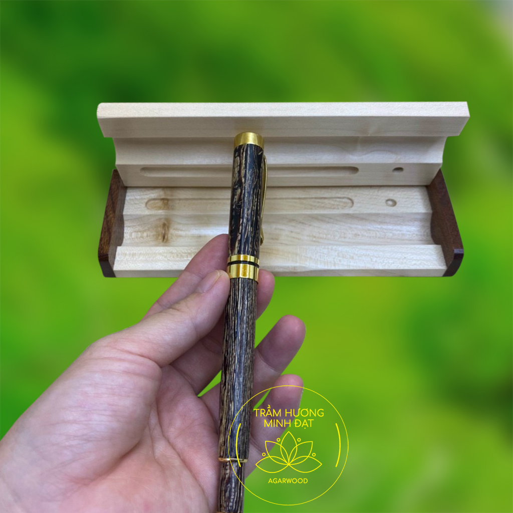 Quà tặng - Bút trầm hương luôn hộp gỗ sang trọng - Có Nhận Khắc Tên Theo Yêu Cầu