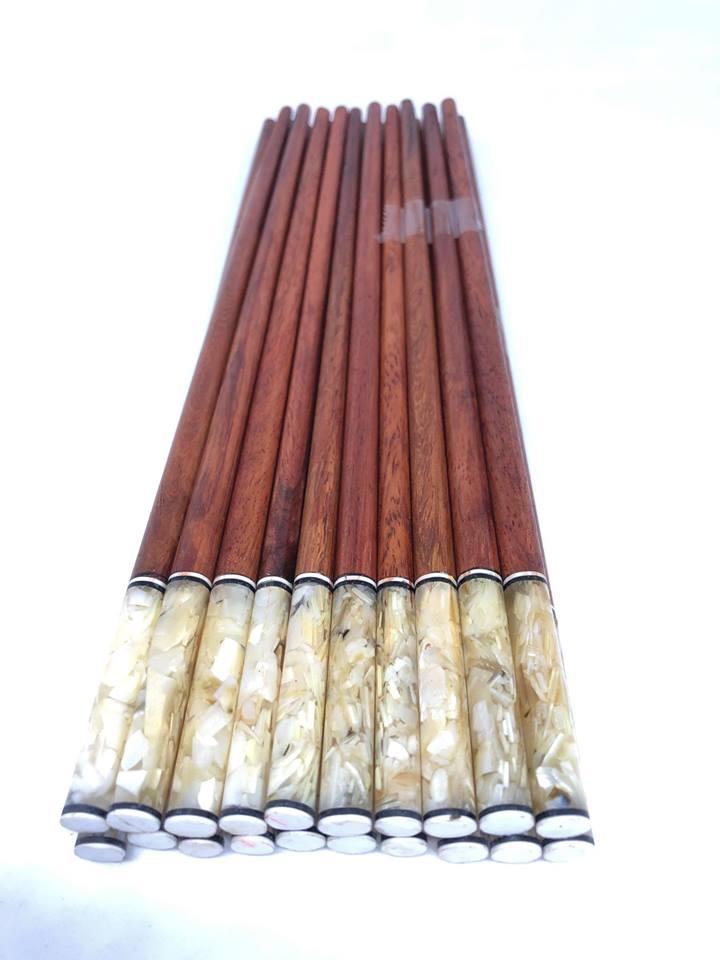 Bộ 10 đôi đũa ăn gỗ tự nhiên Cẩm Lai đầu cẩn trai (tròn)