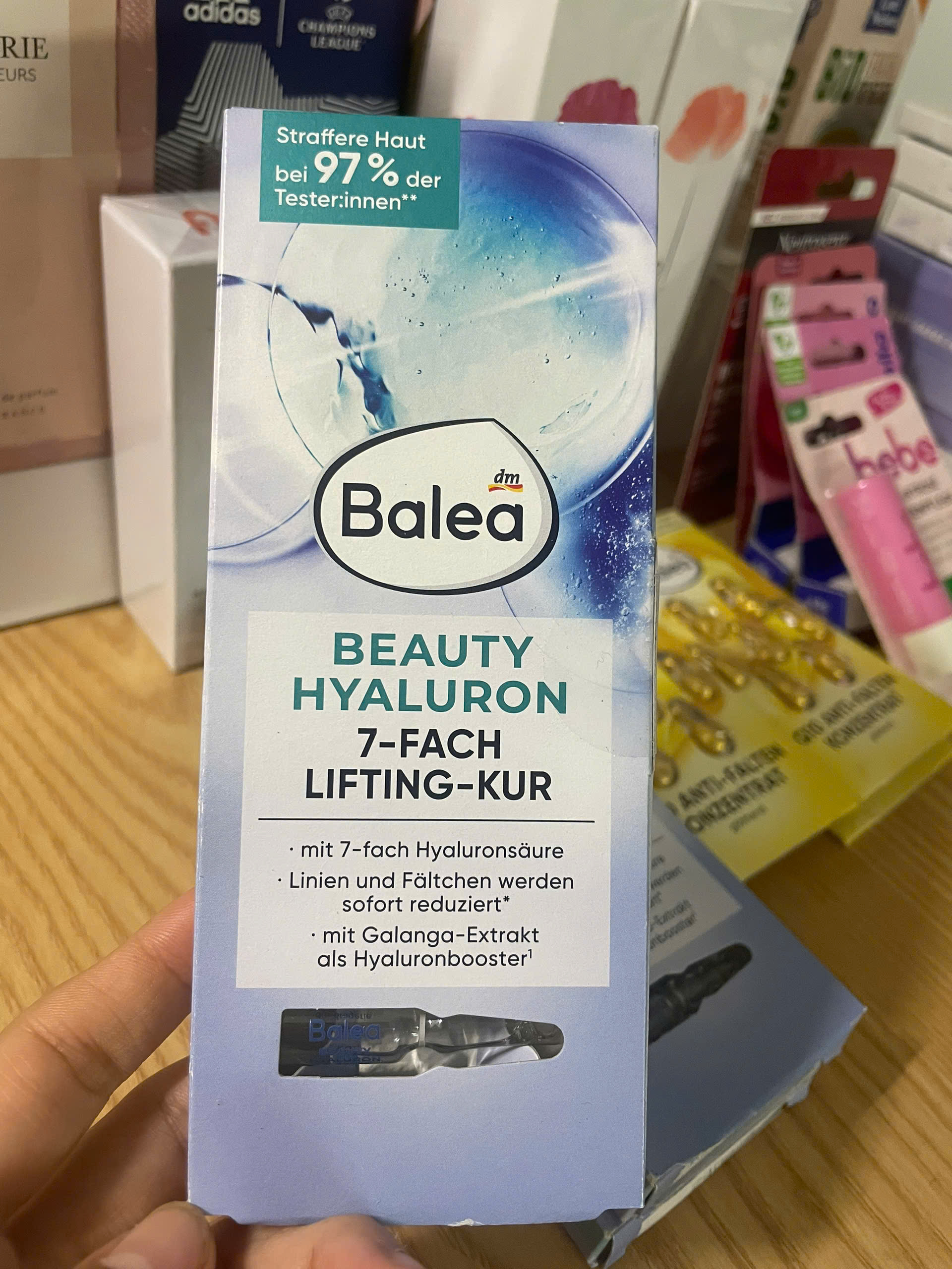 Made.in.Germany 💚 –✨ Tinh chất dưỡng da cô đặc dạng ống Balea Beauty Hyaluron 7-fach Lifting-Kur
