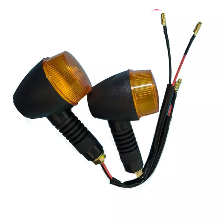 Xi nhan trước xe điện 133s