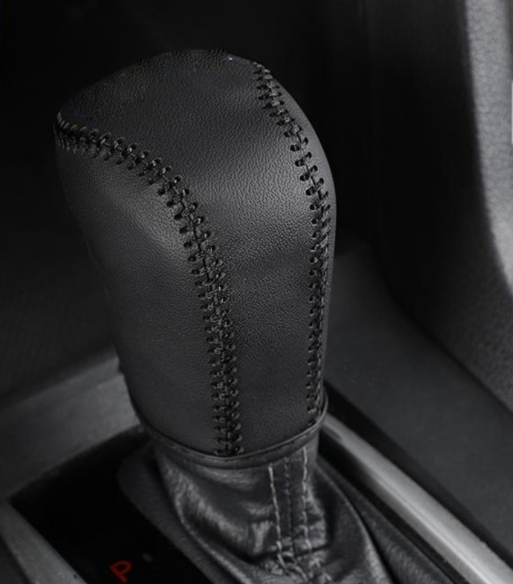 Bao da bọc cần số các đời xe Toyota Altis, Camry, Innova, Vios, Fortuner...da bò thật mẫu mới nhất, shop sẽ gọi lại tư vấn để gửi đúng mẫu xe của khách