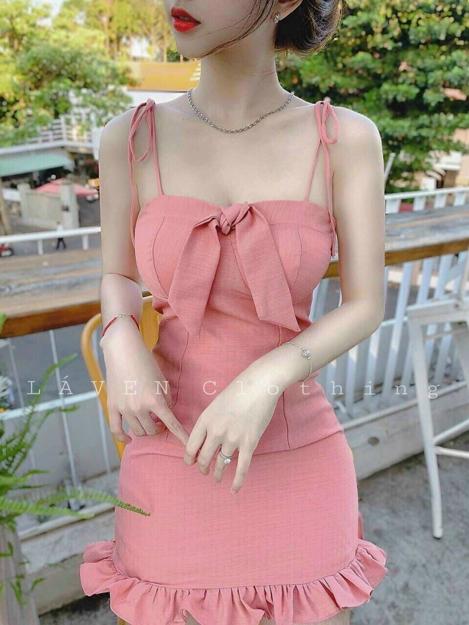 Đầm 2 dây đuôi cá nơ có mút ngực siêu xinh