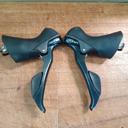 Tay Lắc Shimano SORA ST-R3000 2x9 speed Dây Âm ( Đã Qua Sử Dụng )