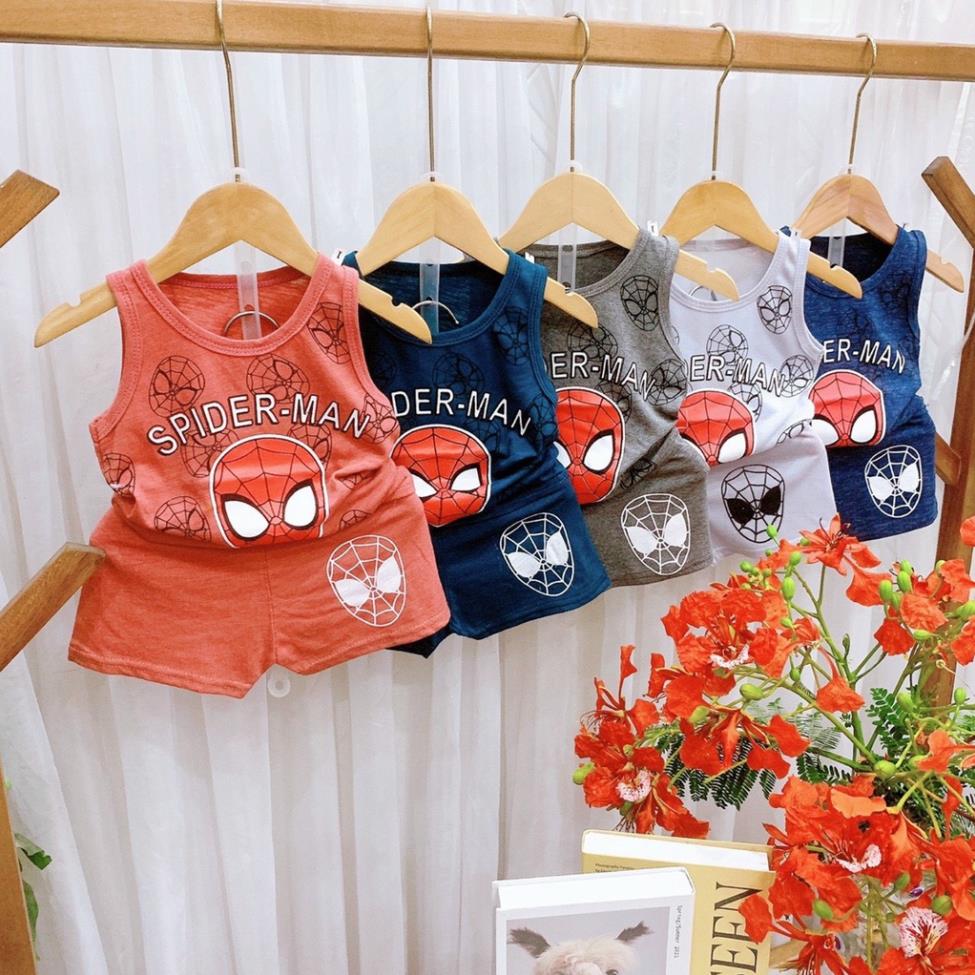 Bộ ba lỗ bé trai