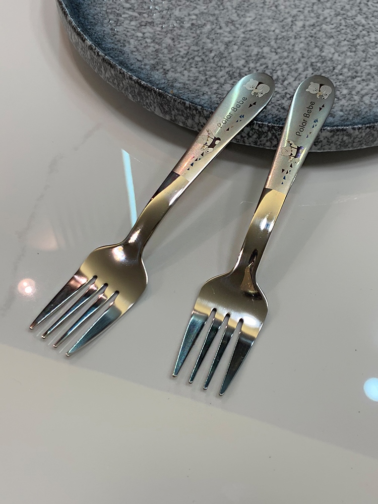 [Fast delivery] Recommended for 4-12 years old] 304 stainless steel cartoon children learn to eat tableware fork fruit pick short handle noodle fork