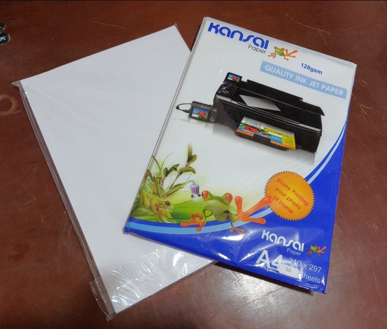 Giấy in màu kansai 1 mặt a4 130gsm/ 100 tờ