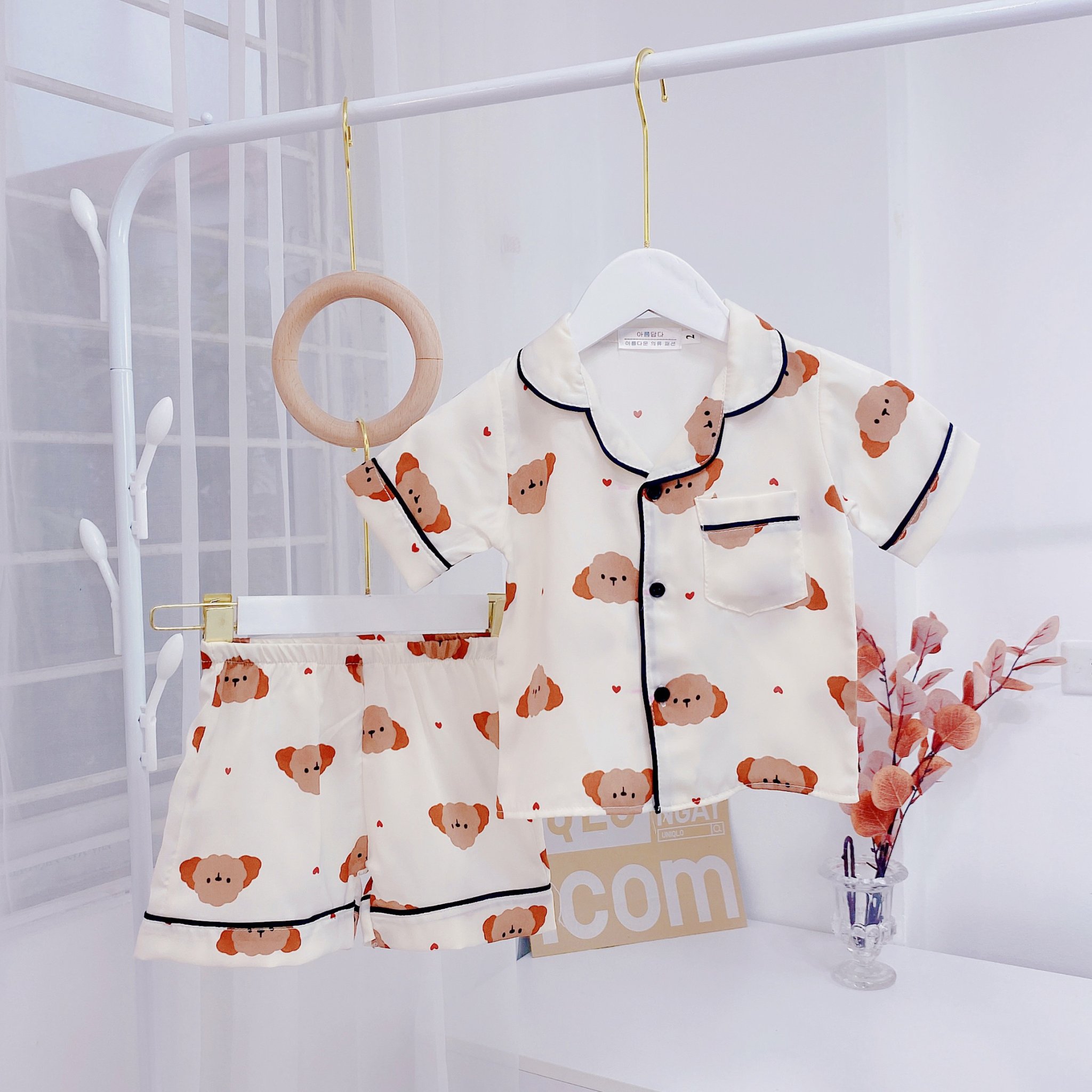 Bộ pizama lụa hàng cao cấp size từ 8-20kg cho bé trai và gái