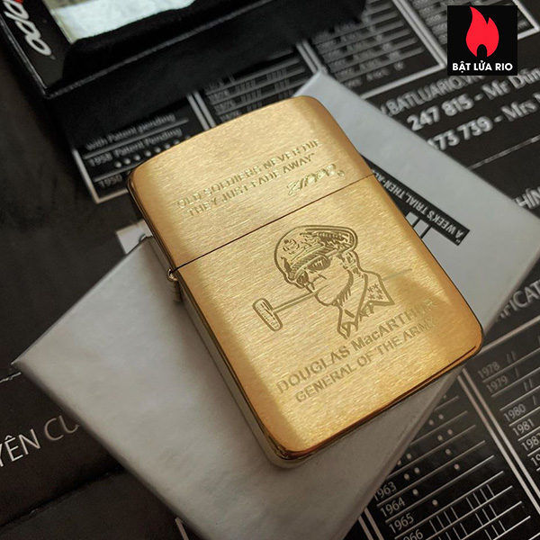 Zippo Chính hãng Brass 1941B Khắc Tướng MacArthur - Zippo 1941B.MACARTHUR