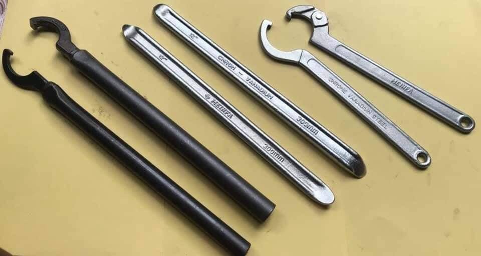 Dụng cụ móc cổ, móc lốp xe máy - Móc cổ xe Honda loại gập và không gập - Móc cổ xe Yamaha loại mỏng và dày - Móc lốp MEINFA 30cm