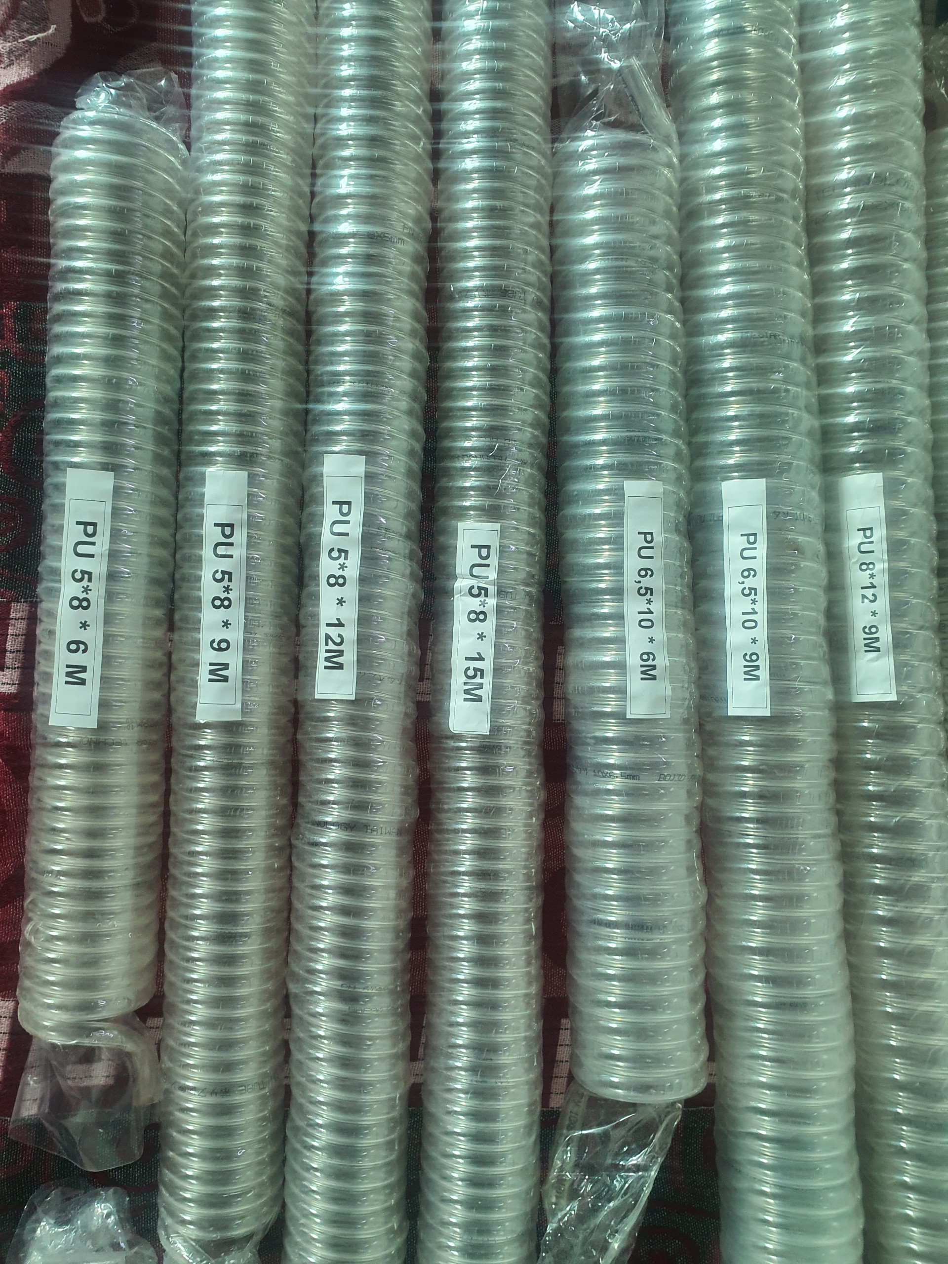 Ống xoắn hơi ,khí nén phi 8mm màu trắng trong loại tốt có kèm đầu nối nhanh.