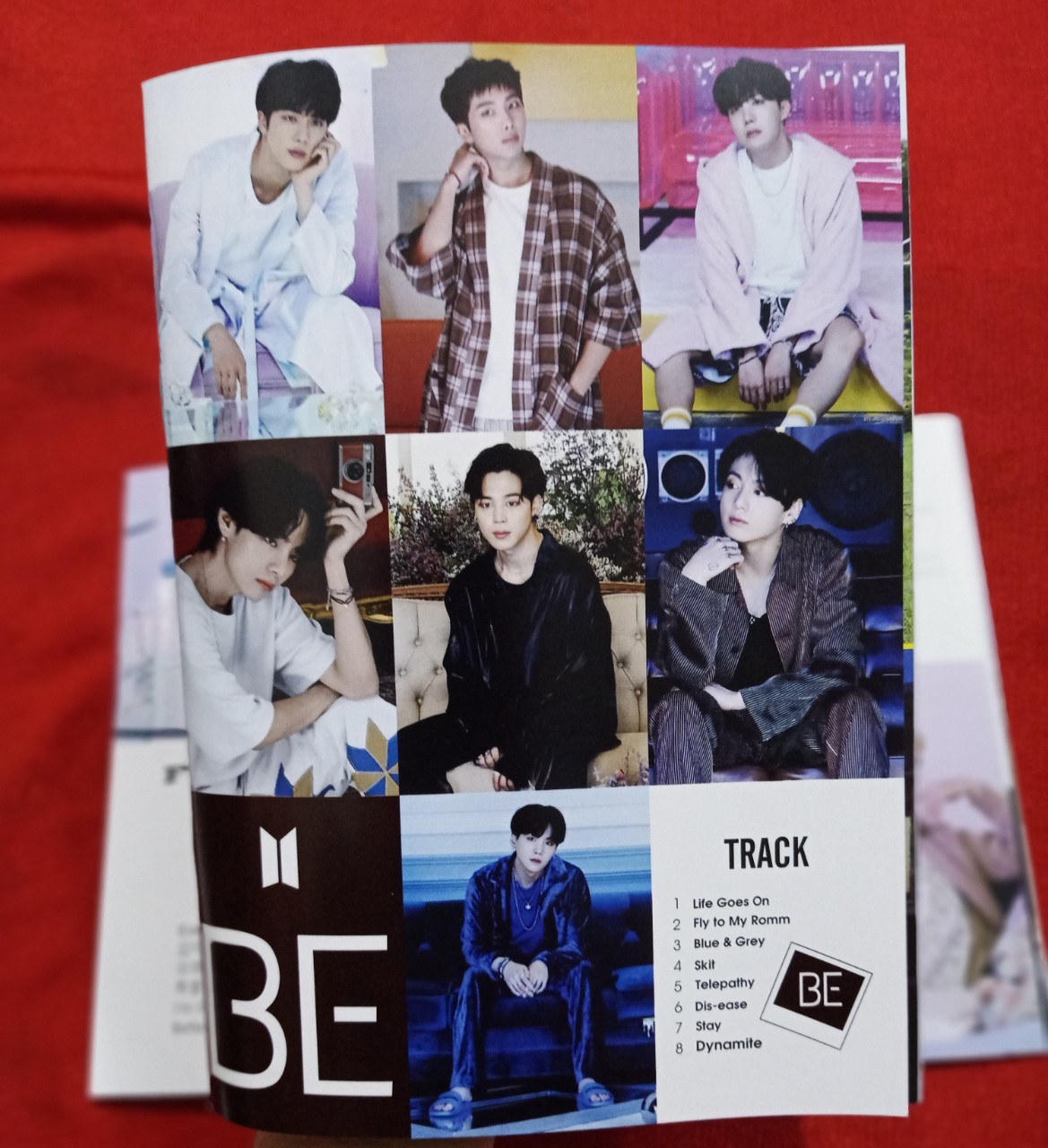 photobook BTS kèm lời bài hát ALBUM BE