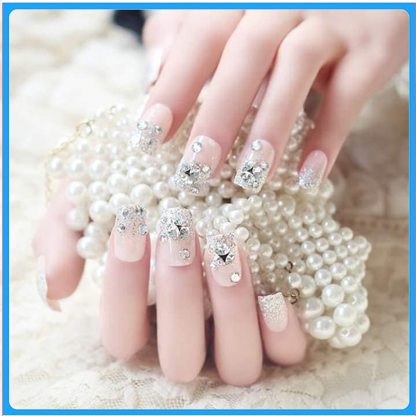 Hộp 24 Móng tay giả , nail giả , móng giả A53 (keo sẵn sau các ngón tay)