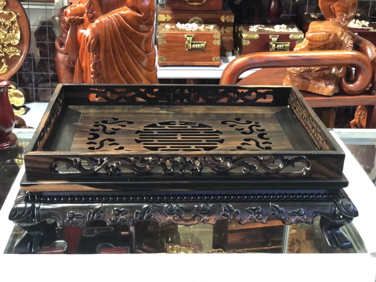 khay trà gỗ mun thiết kế cổ điển kích thước 34x45cm