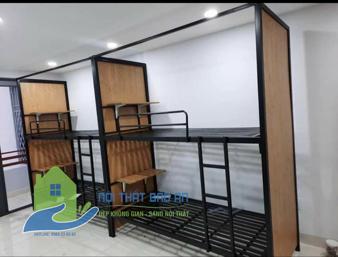 Giường sắt homestay ngang 1m dài 2m cao 235m màu đen