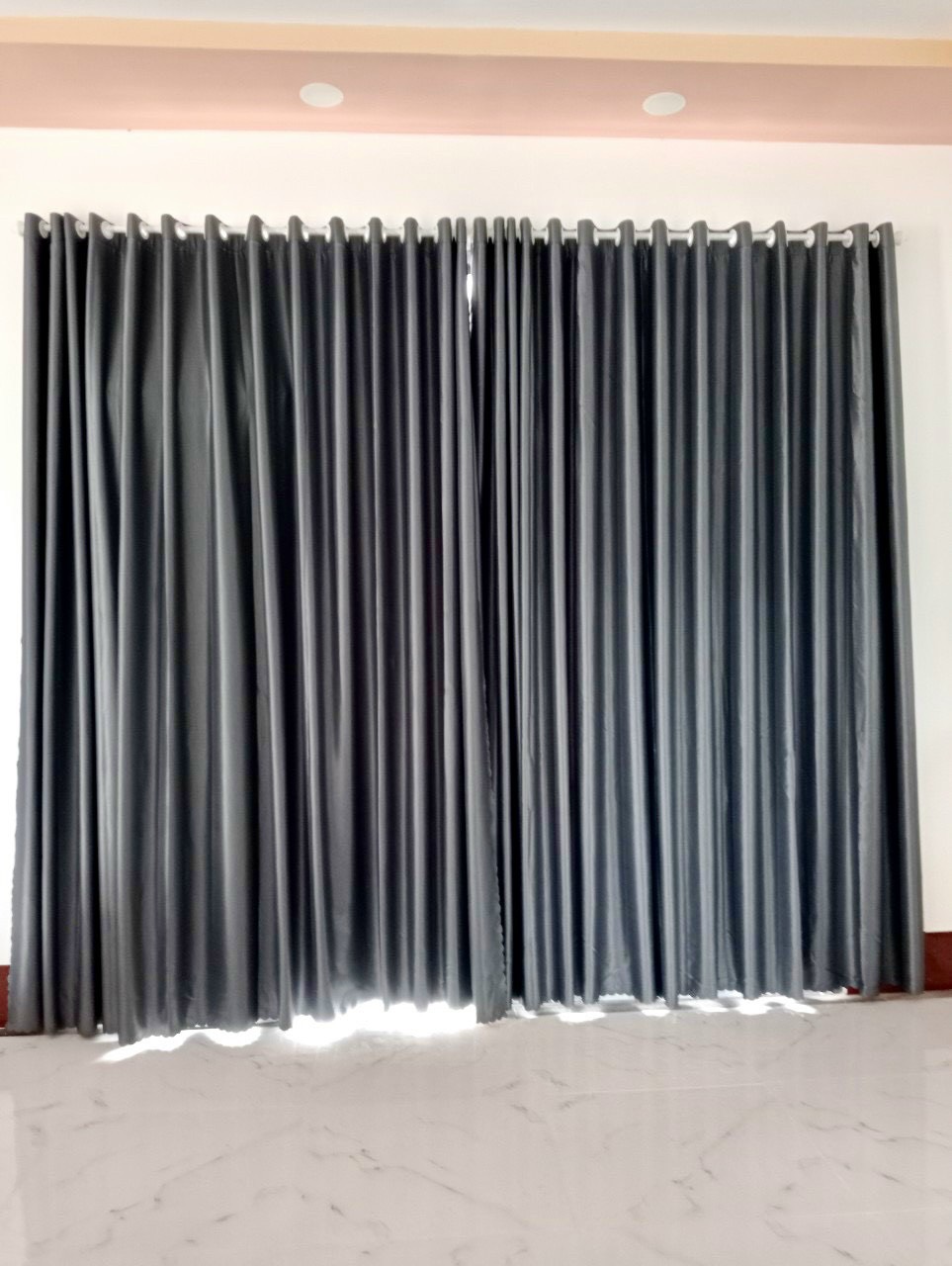 Rèm cửa chính chống nắng rộng 4m * dài 2m7, màn cửa vải gấm, thiết kế theo yêu cầu - Rèm Lan Anh Official
