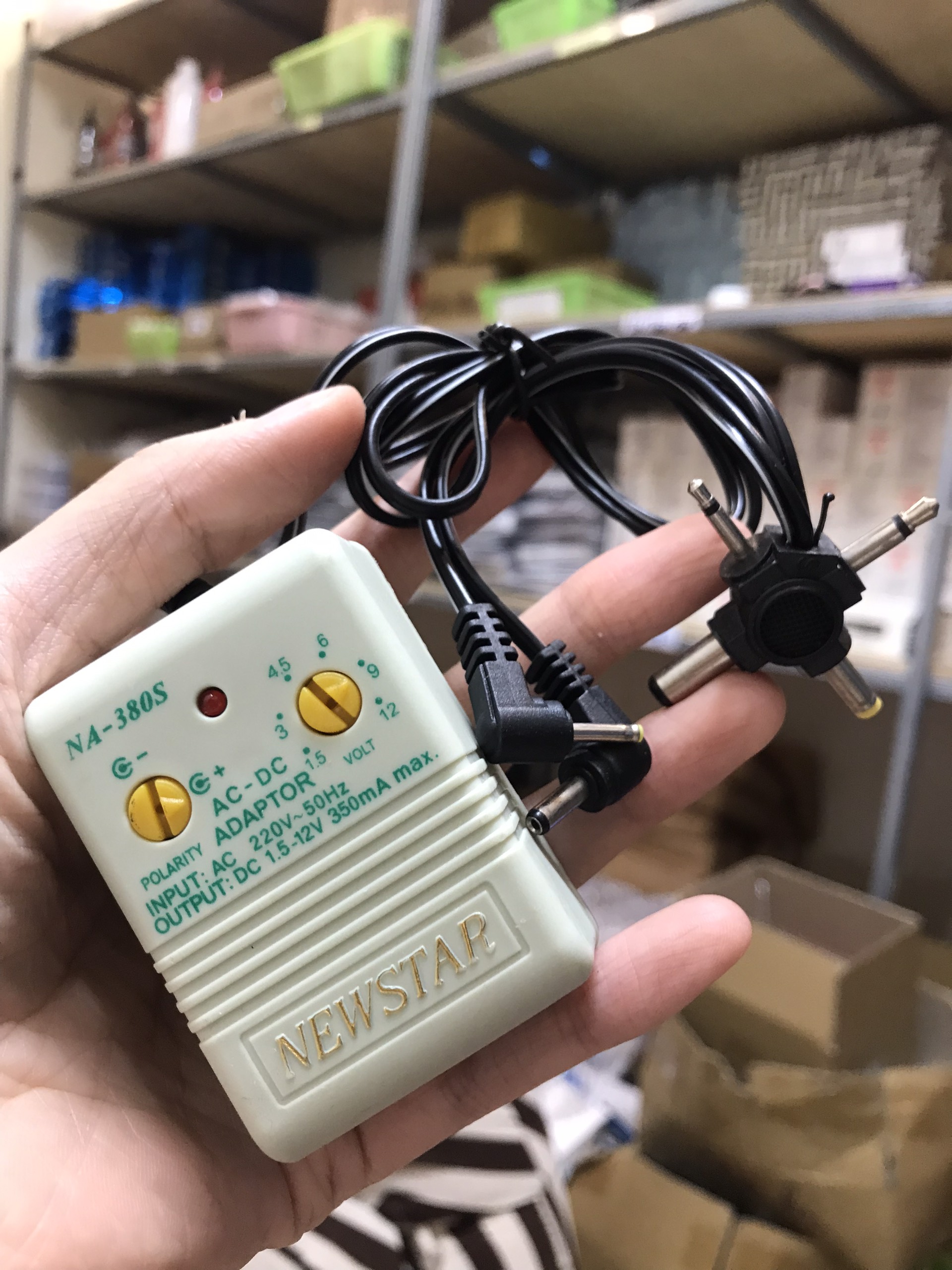 Sạc đa năng dùng cho máy phun xăm thần thánh, pro,... Adaptor