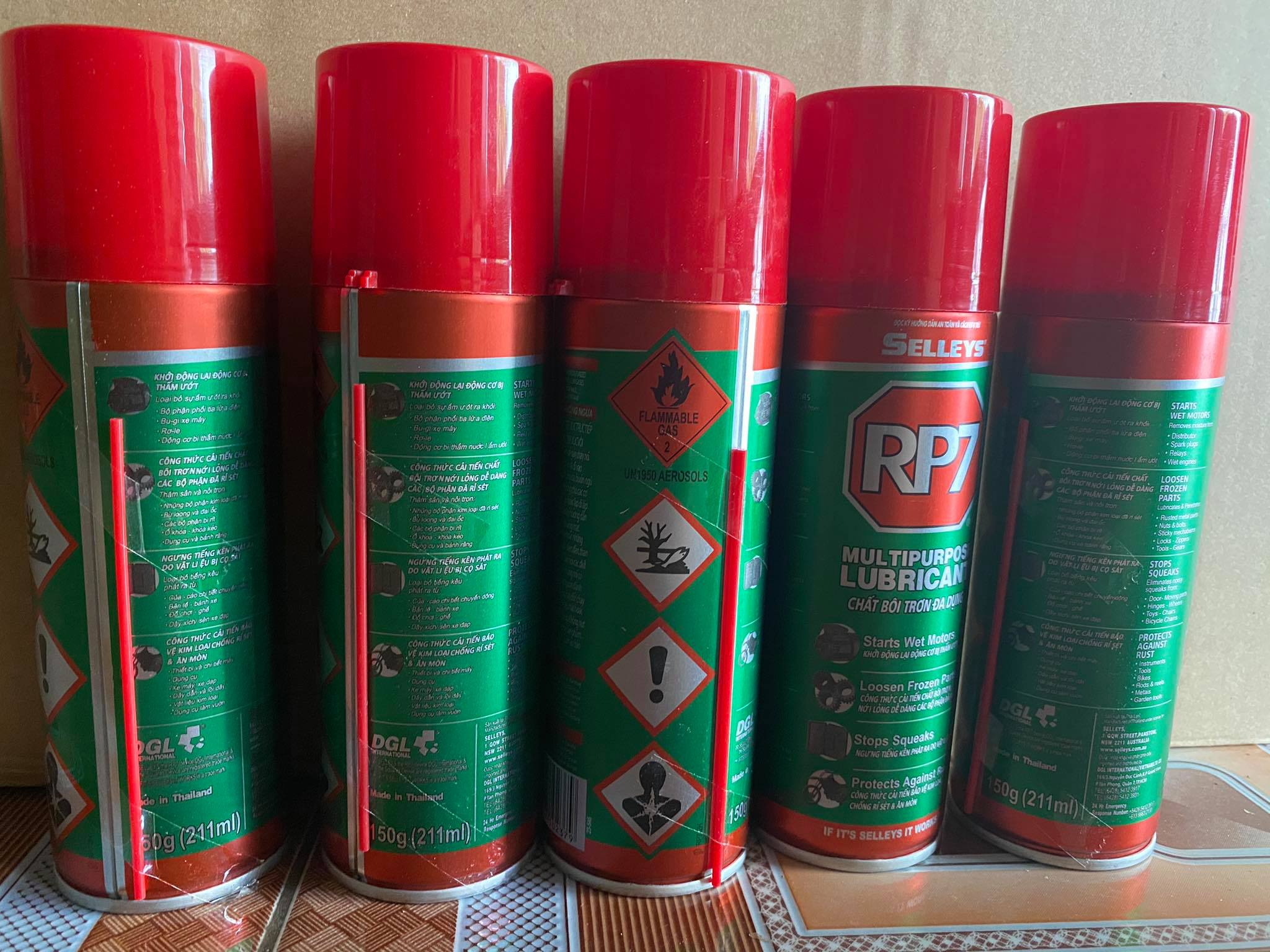SỈ= LẺ COM BO 12 BÌNH Dầu Chống Rỉ Sét Và Bôi Trơn Selleys RP7 150g Cao Cấp | rp7 | rp7 chai xịt | rp7 chai xịt chống rỉ | rp7 thái lan | bình xịt chống rỉ sét | rp7 chất tẩy dầu mỡ | rp7 chất bôi chơn đa dụng phá rit sét